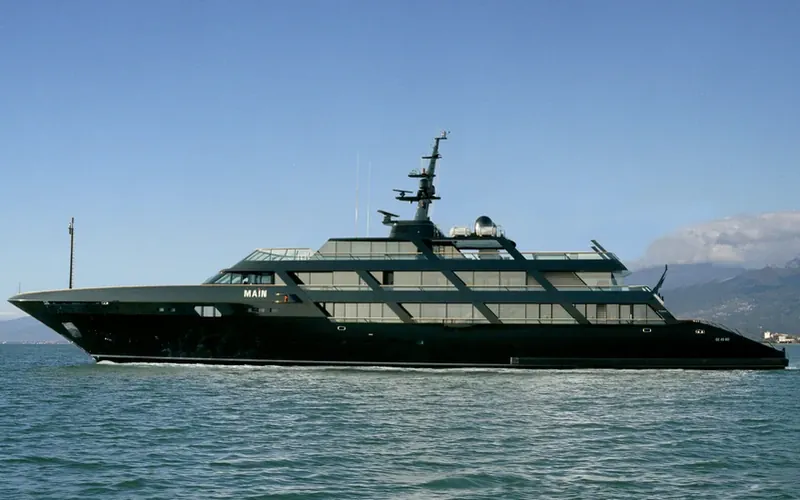 M/Y Main: The Essence of Giorgio Armani’s Design at Sea